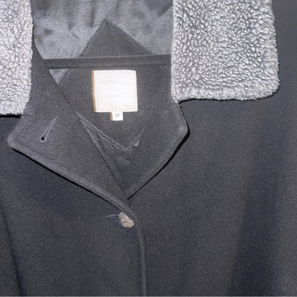 J. Jill Wool Blend Coat Women’s Size Medium Black Pea Coat‎ Mid Length 3 Button - Picture 2 of 12